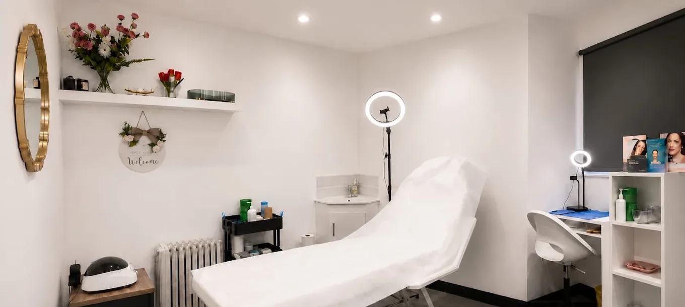 The treatment room at Dr Hajira Aesthetics